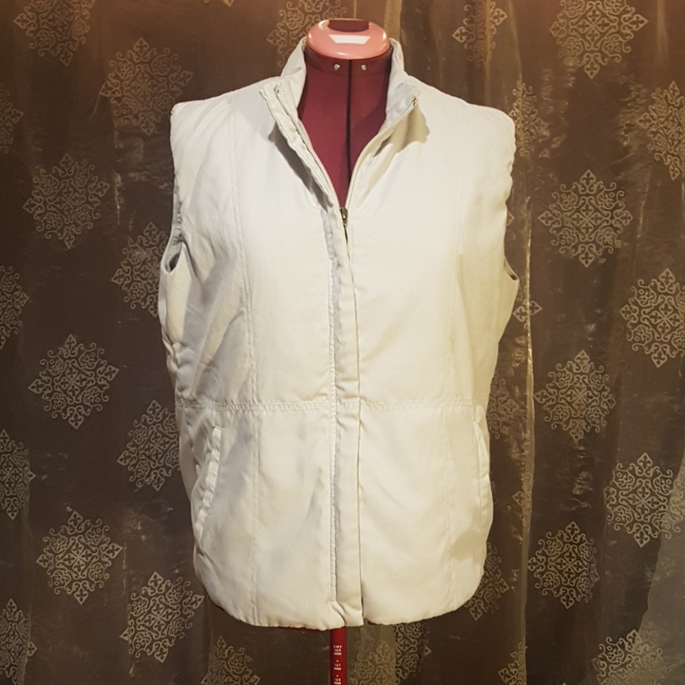 Columbia vest